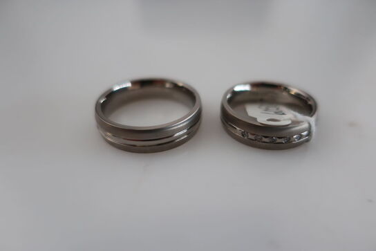 2 stk. ringe i titanium