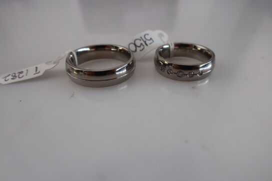 2 stk. ringe i titanium