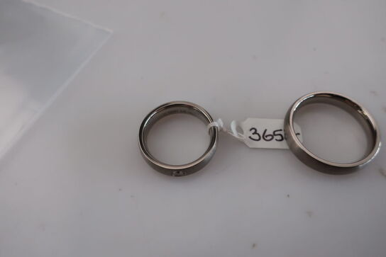 2 stk. ringe i titanium