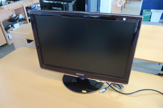 2 stk. monitors SAMSUNG SyncMaster T240