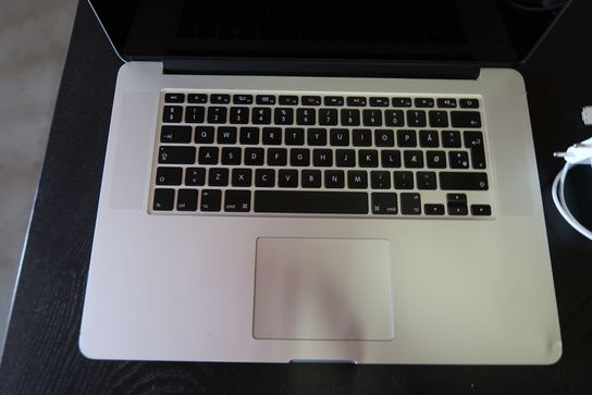 Apple MacBook Pro 15" I7-4770HQ Mid-2015