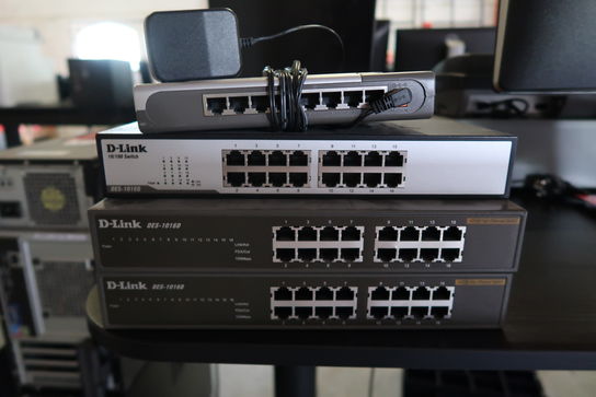 3 stk. D-Link switche