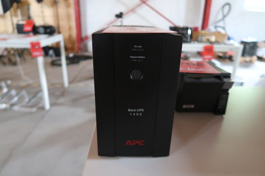 APC Back-UPS 1400