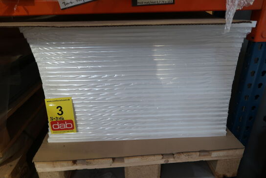 650 stk. HPVC hvid mat/mat 0,7x74x103 cm