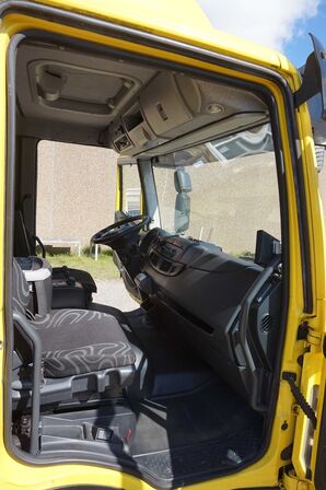 Iveco ML-120 Lastbil med lift Model: E25/fp 252Hk.