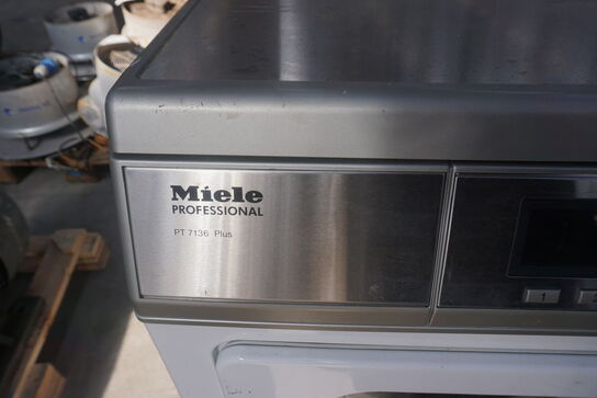 Industrivaskemaskine, Miele PT7136 