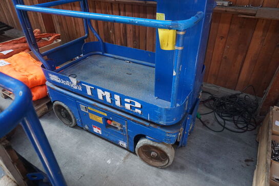 Lift, TM12 UpRight