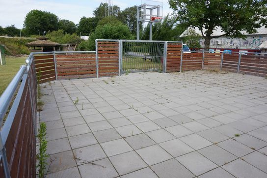 Boldbane Galvaniseret stål/træ 18,5x10M