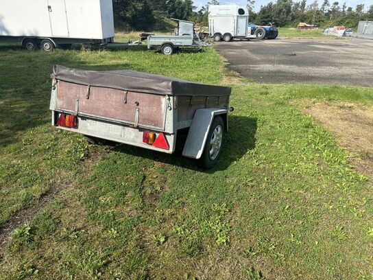 Trailer, VARIANT