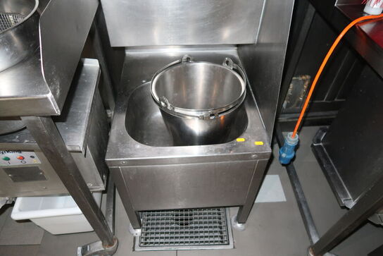 Vaskestation, papirdispenser, sæbedispenser m.m.