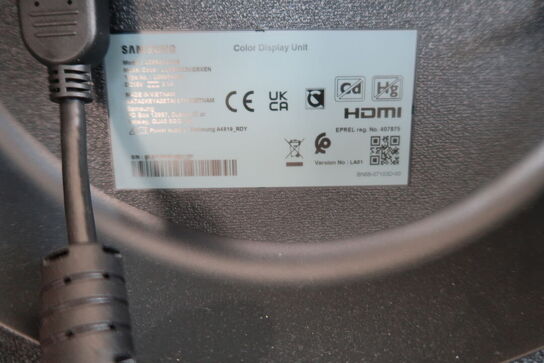 Computerskærm SAMSUNG U28R552UQR, Dockingstation ThinkPad USB-C Dock Gen2