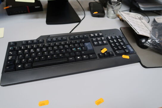 Computerskærm HP, tastatur, håndscanner, computer LENOVO