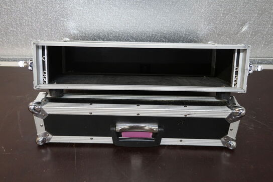 Flightcase, Roadinger