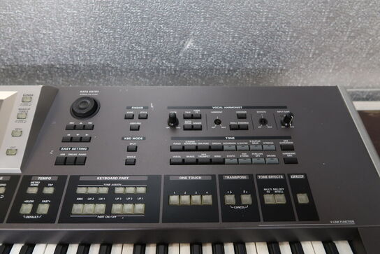 Roland G-70 Music Workstation