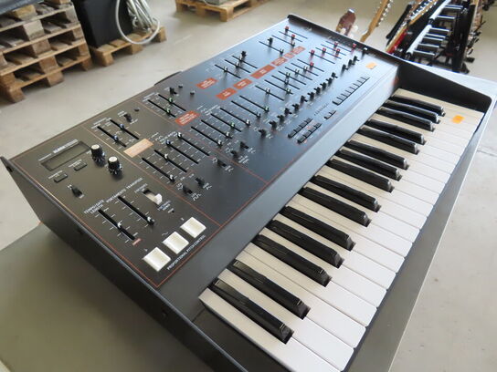 Analog Synthesizer BEHRINGER ODYSSEY