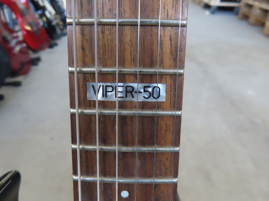 Guitar LTD VIPER-50 inkl. Stativ