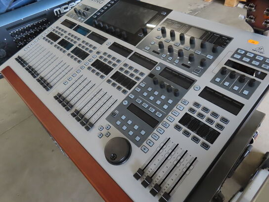Digital Mixer BEHRINGER WING