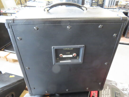 Guitar BUGERA 112TS