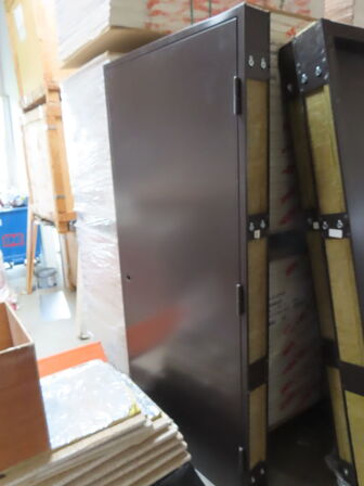 Branddør - SAFCO DOORS (220x201cm)