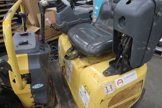 Minigraver YANMAR ViO 12