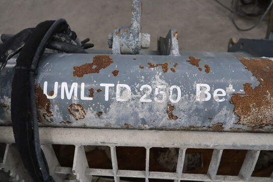 Betonblander M3 BM 250 TD