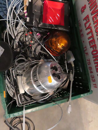 Stålwire, lampe m.v. 