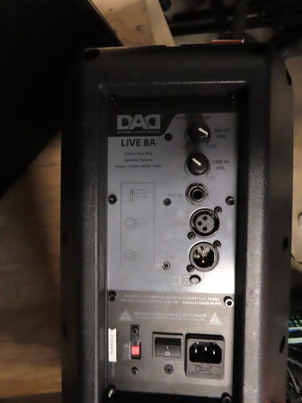 2 stk. højttalere DAD LIVE 8A
