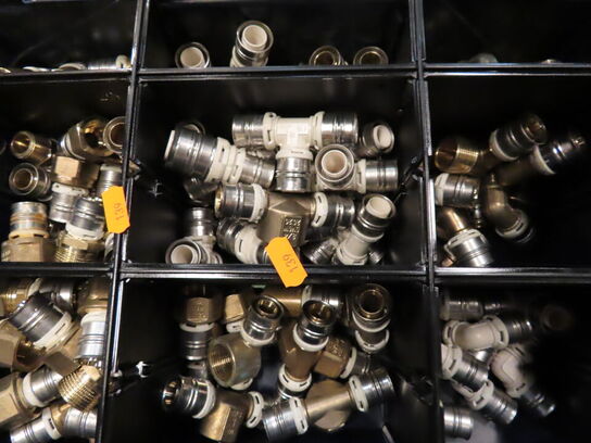 Diverse fittings