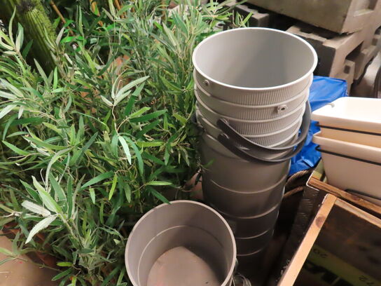Diverse falske planter