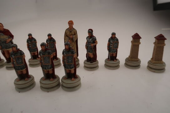 16 stk. egyptiske figurer