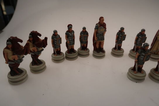 16 stk. egyptiske figurer