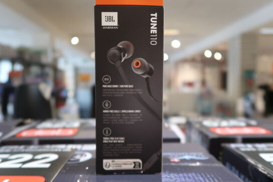 2 stk. JBL TUNE 110 EARPHONES