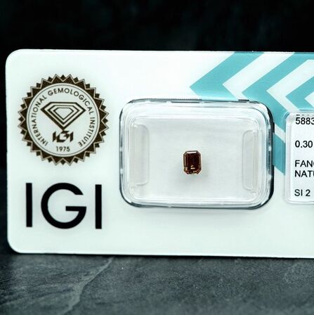 Diamant - 0,30 ct. - Cognac farvet - Smaragdskåret - SI2