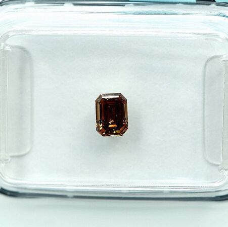 Diamant - 0,30 ct. - Cognac farvet - Smaragdskåret - SI2