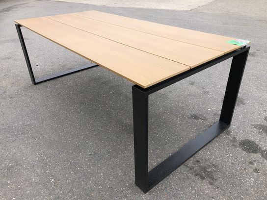 Mellwille havebord 210x100 cm. Teak look