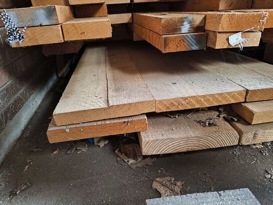 Palle med div. Træ