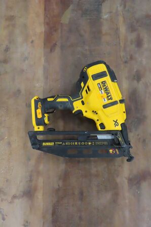 Akku-dykkerpistol DEWALT DCN660