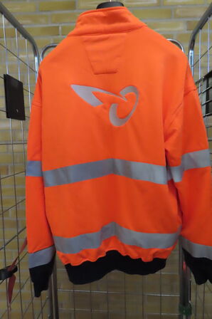 Uniform, refleksvest, hatte m.m.