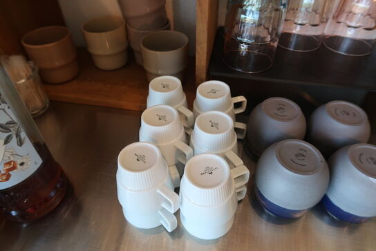 Div. glas, opvaskebakker m.m.