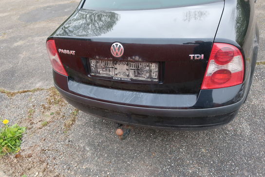 Personbil VOLKSWAGEN PASSAT 1,9 TDI MAN LIMOUSIN (momsfri)