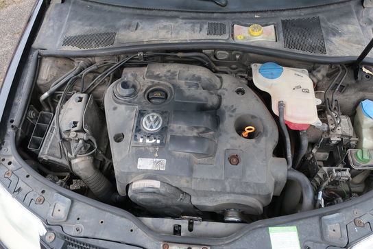 Personbil VOLKSWAGEN PASSAT 1,9 TDI MAN LIMOUSIN (momsfri)