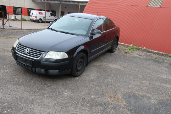 Personbil VOLKSWAGEN PASSAT 1,9 TDI MAN LIMOUSIN (momsfri)