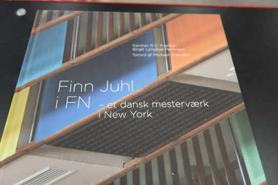 5 stk. Bøger "FINN JUHL I FN"