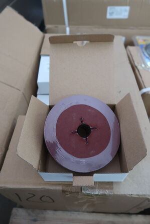 400 pcs. Fiber discs 125mm K120