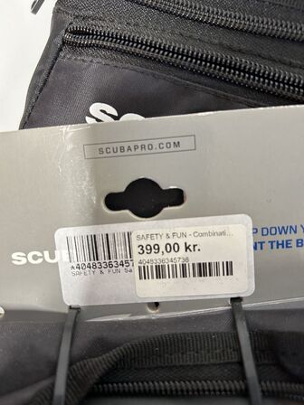 3 stk. Scubapro swim bouy. Vejl. udsalgspris pr. stk. 399 kr.