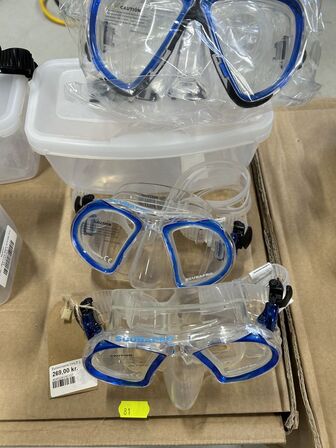 Seapro maske og 2 stk. Scubapro børne masker.