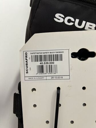 3 stk. Scubapro swim bouy. Vejl. udsalgspris pr. stk. 399 kr.