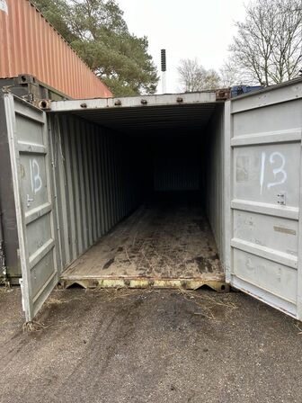 40" container