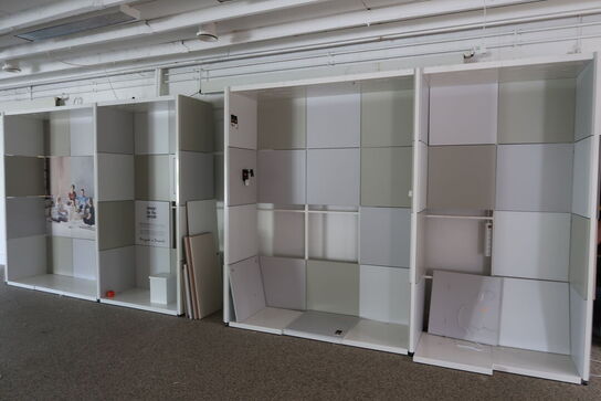 3 stk. butiksinventar uden indhold