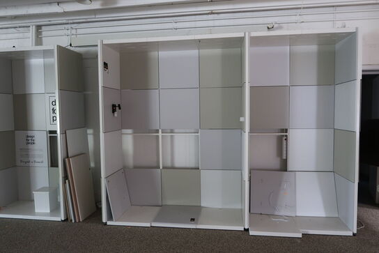 3 stk. butiksinventar uden indhold
